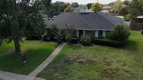 1713 Omar Dr, Mesquite, TX 75150