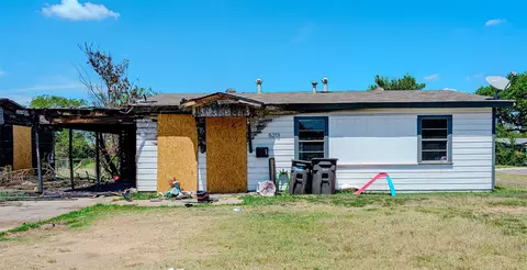 5213 E Berry St, Fort Worth, TX 76119