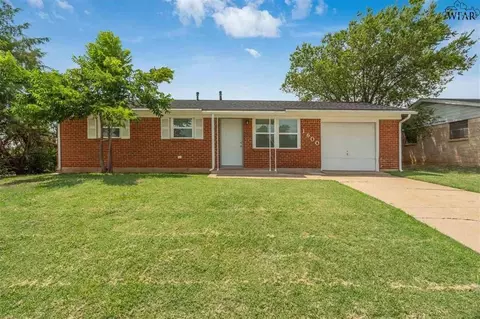 1600 Central Fwy, Wichita Falls, TX 76306