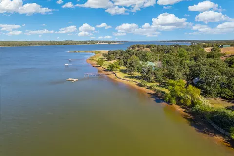 102 Comanche Trl, Nocona, TX 76255