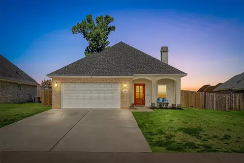 4840 Pin High Cir, Shreveport, LA 71107