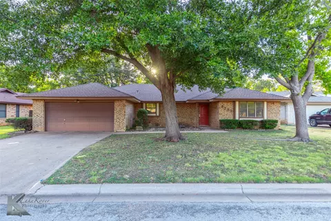 4733 Royal Court Cir, Abilene, TX 79606