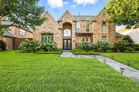 4419 Hollow Oak Dr, Dallas, TX 75287