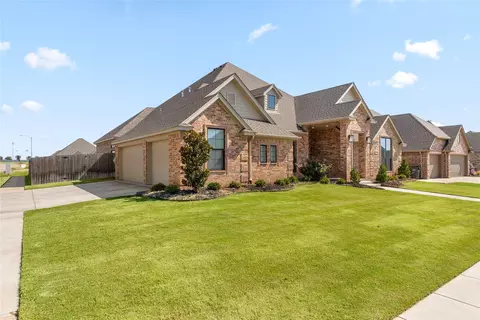 5682 Black Stone Dr, Wichita Falls, TX 76310