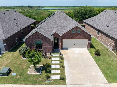 2529 Real Quiet Dr, Forney, TX 75126