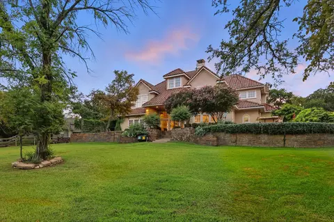 1211 Oak Vw, Oak Point, TX 75068
