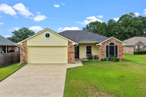 705 Crooked Creek Cir, Shreveport, LA 71118