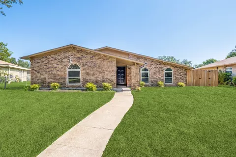 2504 Denmark Dr, Garland, TX 75040
