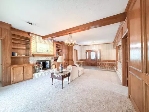 Living - 605 E Spring Valley Rd, Richardson, TX 75081 photo 1 of 4