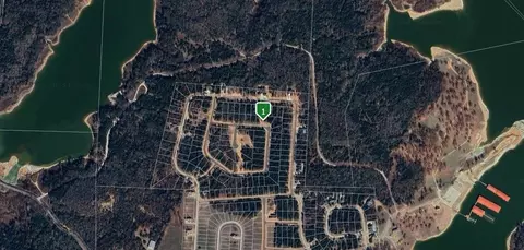 407 Whispering Pine Dr, Gordonville, TX 76245