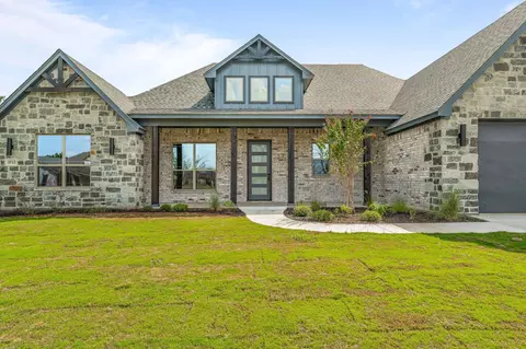 3713 Tremont Ln, Granbury, TX 76049