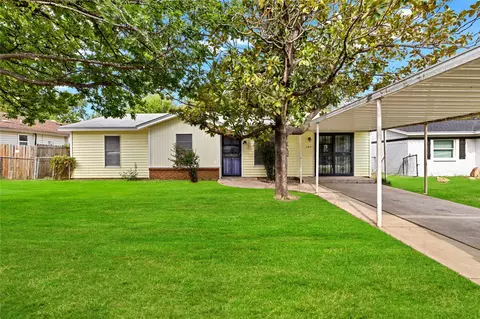 705 N Ray St, Alvarado, TX 76009