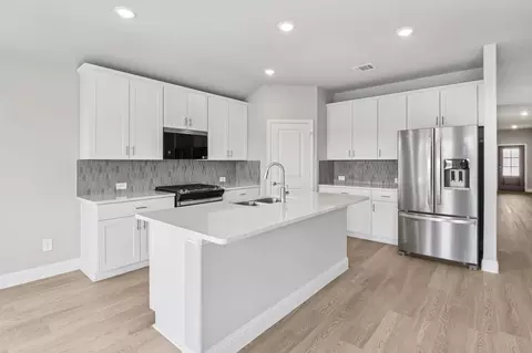 514 Midnight Oak Dr, Mckinney, TX 75069