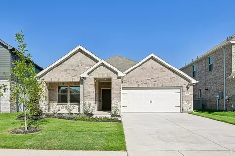 4104 Waco Dr, Farmersville, TX 75442