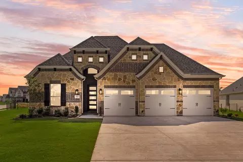 303 Big Antler Ct, Heath, TX 75032