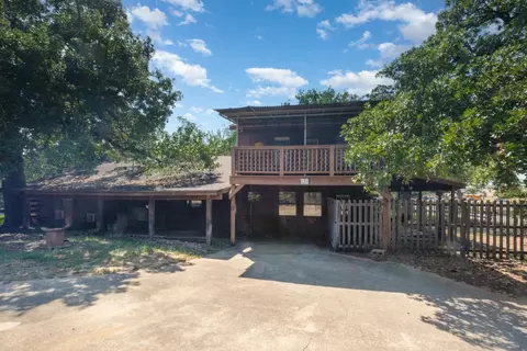 126 N Garza Rd, Shady Shores, TX 76208