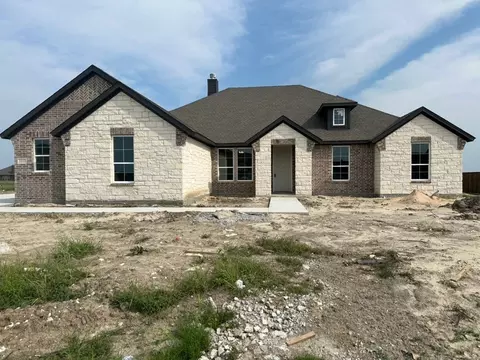 3111 White Oak Rd, Terrell, TX 75161
