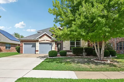 4556 Durrand Dr, Grand Prairie, TX 75052
