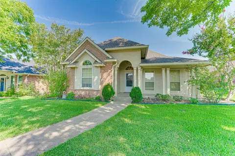 1202 Tad St, Ennis, TX 75119