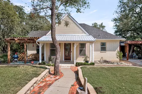 430 Vine St, Weatherford, TX 76086