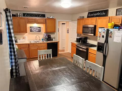 352 Post, Nash, TX 75569 photo 12