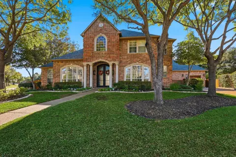 3901 Victory Ct, Flower Mound, TX 75028