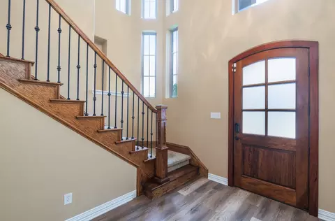 Entry Way - 609 Knott Ct, Euless, TX 76039 photo 1 of 3