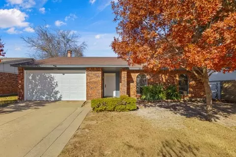 7319 Hedge Dr, Dallas, TX 75249