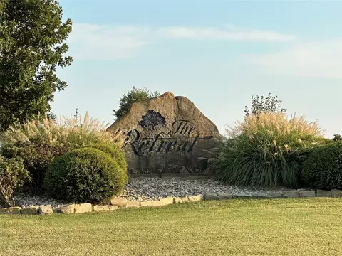 8409 Meridian Ct, Cleburne, TX 76033
