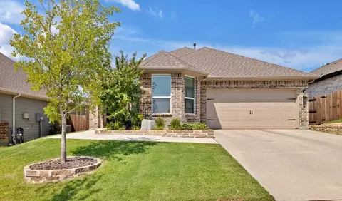 2216 Ruff Rd, Denton, TX 76205