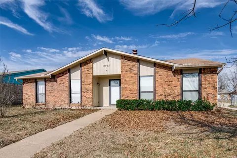 2953 San Diego Dr, Dallas, TX 75228