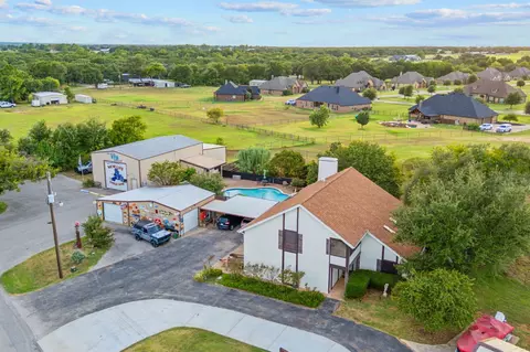 100 Taylor Rd, Weatherford, TX 76087