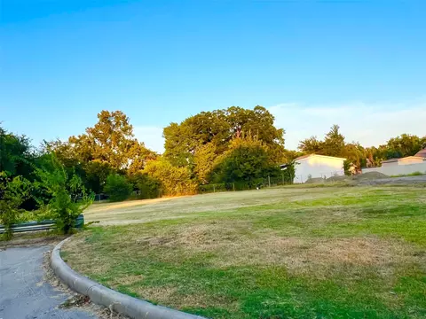 1252 N Tillery Ave, Dallas, TX 75211