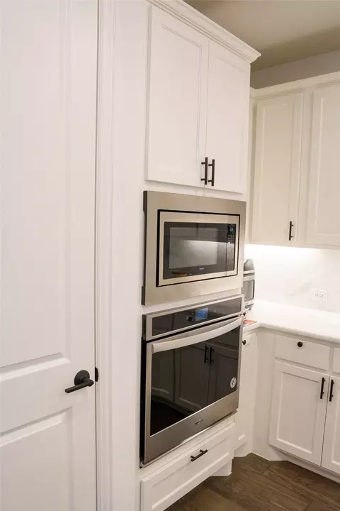 Kitchen - 754 Corner Post Path, Celina, TX 75009 photo 3 of 4