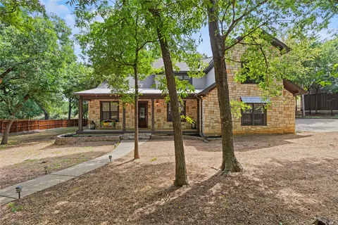 3806 Lakeshore Dr, Weatherford, TX 76087