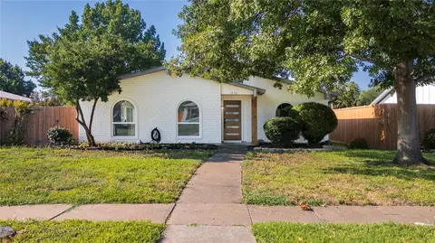 1836 Spanish Trl, Plano, TX 75023