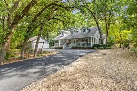 176 Rolling Rdg, Holly Lake Ranch, TX 75765