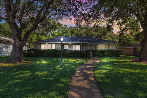 827 Green Hill Rd, Dallas, TX 75232