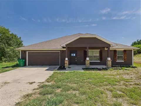 505 Brazos Hills Dr, Weatherford, TX 76087
