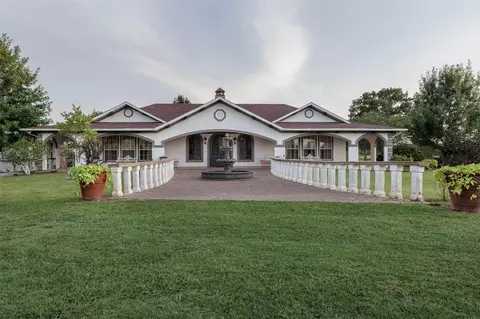 4699 County Road 1600, Alba, TX 75410