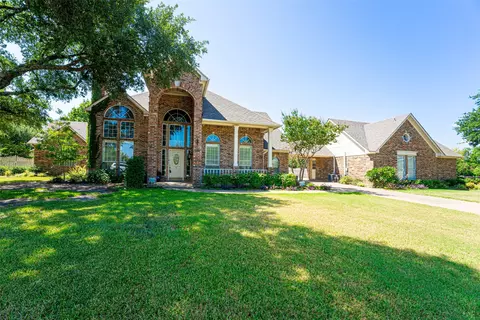 5 Darr Rd, Heath, TX 75032