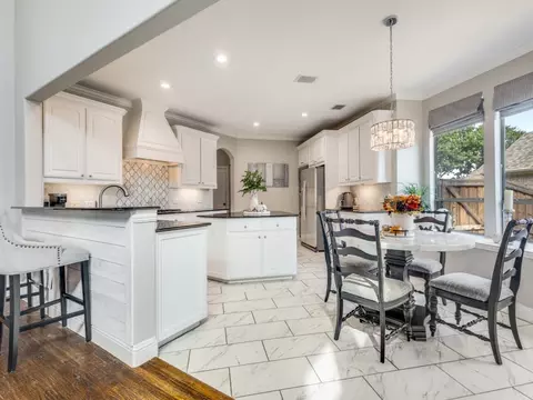 2806 Spring Oaks Dr, Highland Village, TX 75077