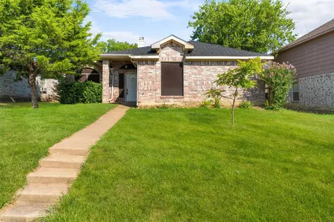 12715 Bluffview Dr, Balch Springs, TX 75180