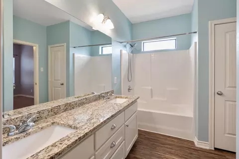 Bath - 1002 Baker Ln, Mabank, TX 75147 photo 1 of 2