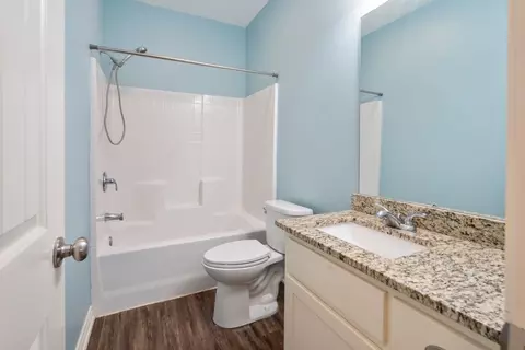 Bath - 1002 Baker Ln, Mabank, TX 75147 photo 2 of 2