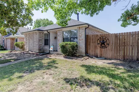 1709 Cool Springs Dr, Mesquite, TX 75181