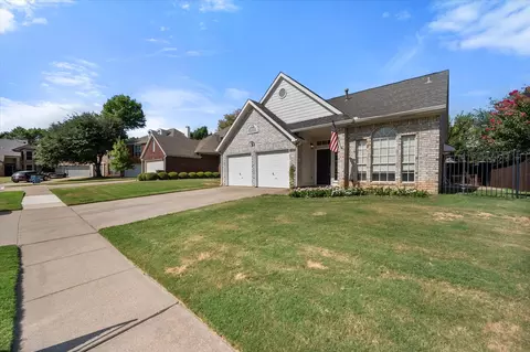 1536 Dublin Cir, Grapevine, TX 76051