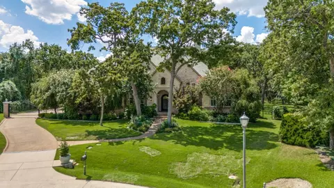 616 King Ranch Rd, Southlake, TX 76092