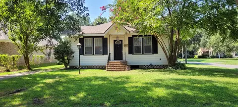 902 Anniston Ave, Shreveport, LA 71105