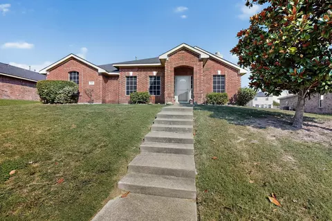 2039 Pecan Creek Dr, Mesquite, TX 75181